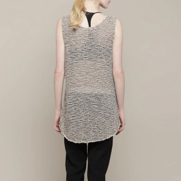 Helmut Lang drop hem tank. - Picture 5 of 9